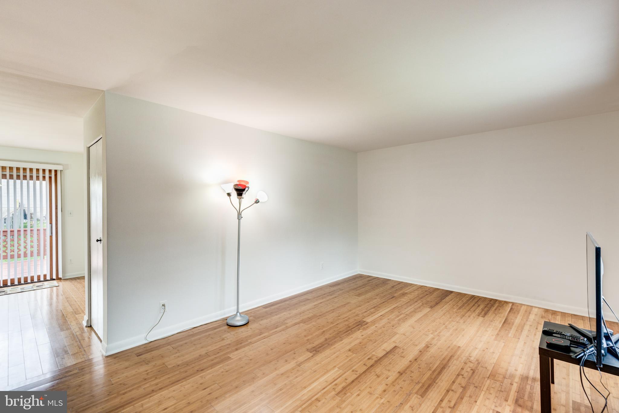 802 Uniontown Road Westminster, MD 21158 - Photo 6 of 39 Gallery Image 6