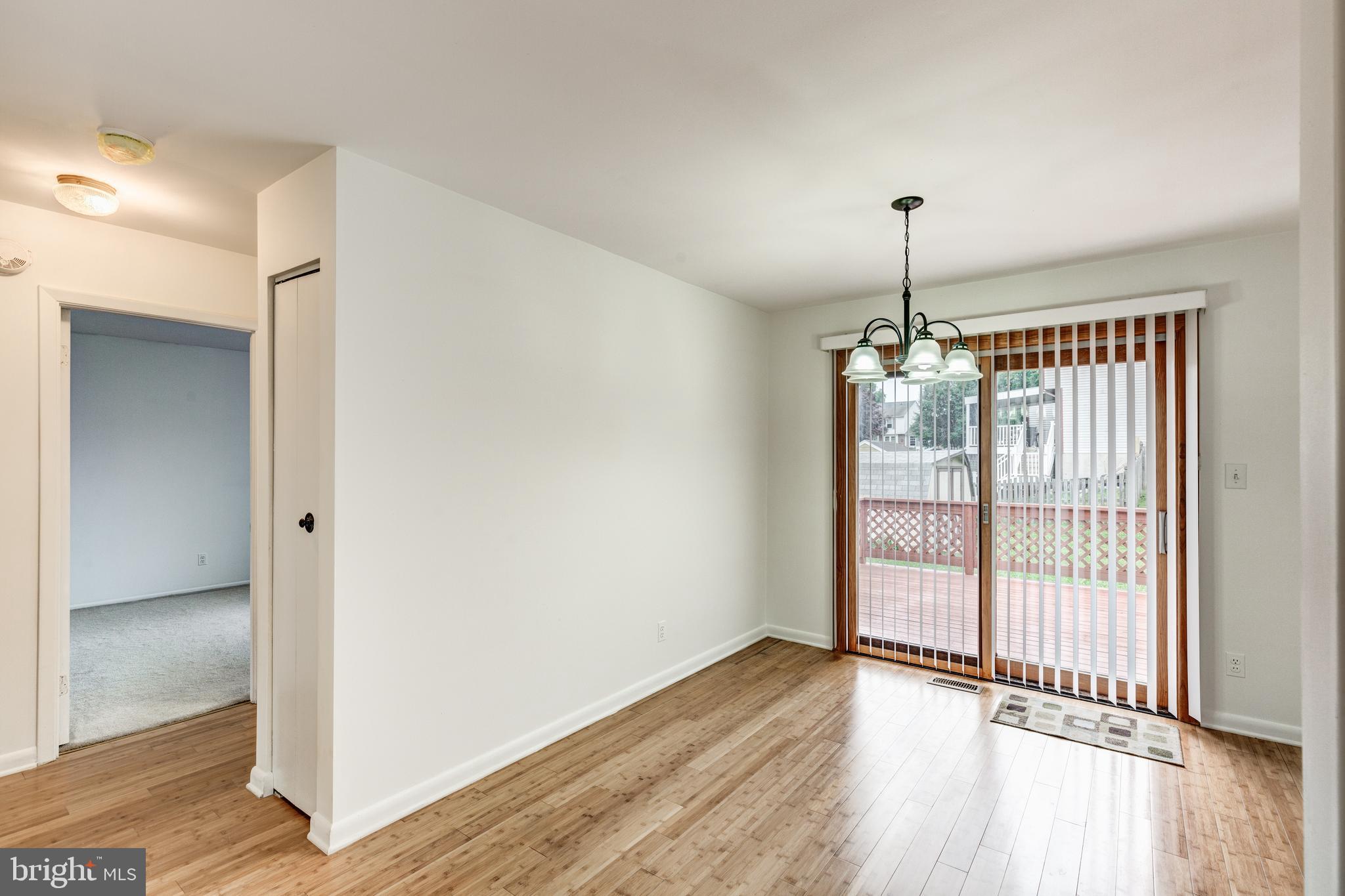 802 Uniontown Road Westminster, MD 21158 - Photo 7 of 39 Gallery Image 7