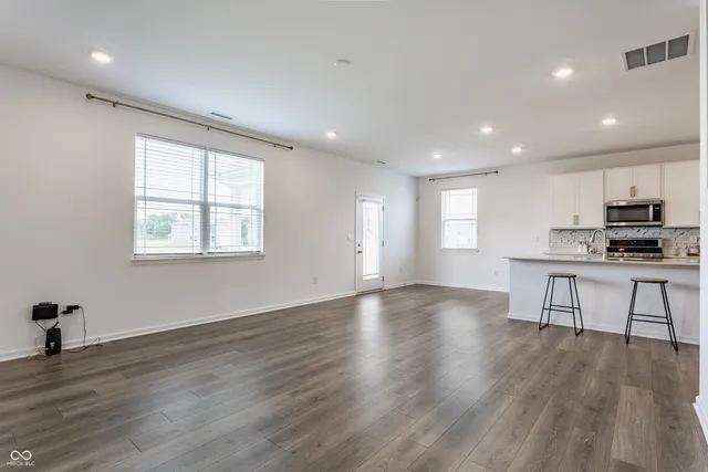 $465,000 | 6143 Madera Drive, Whitestown, IN 46075