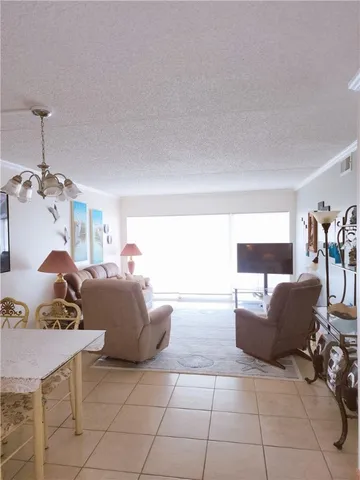 $2,300 | 202 Reef Avenue, Unit 501, Corpus Christi, TX 78402