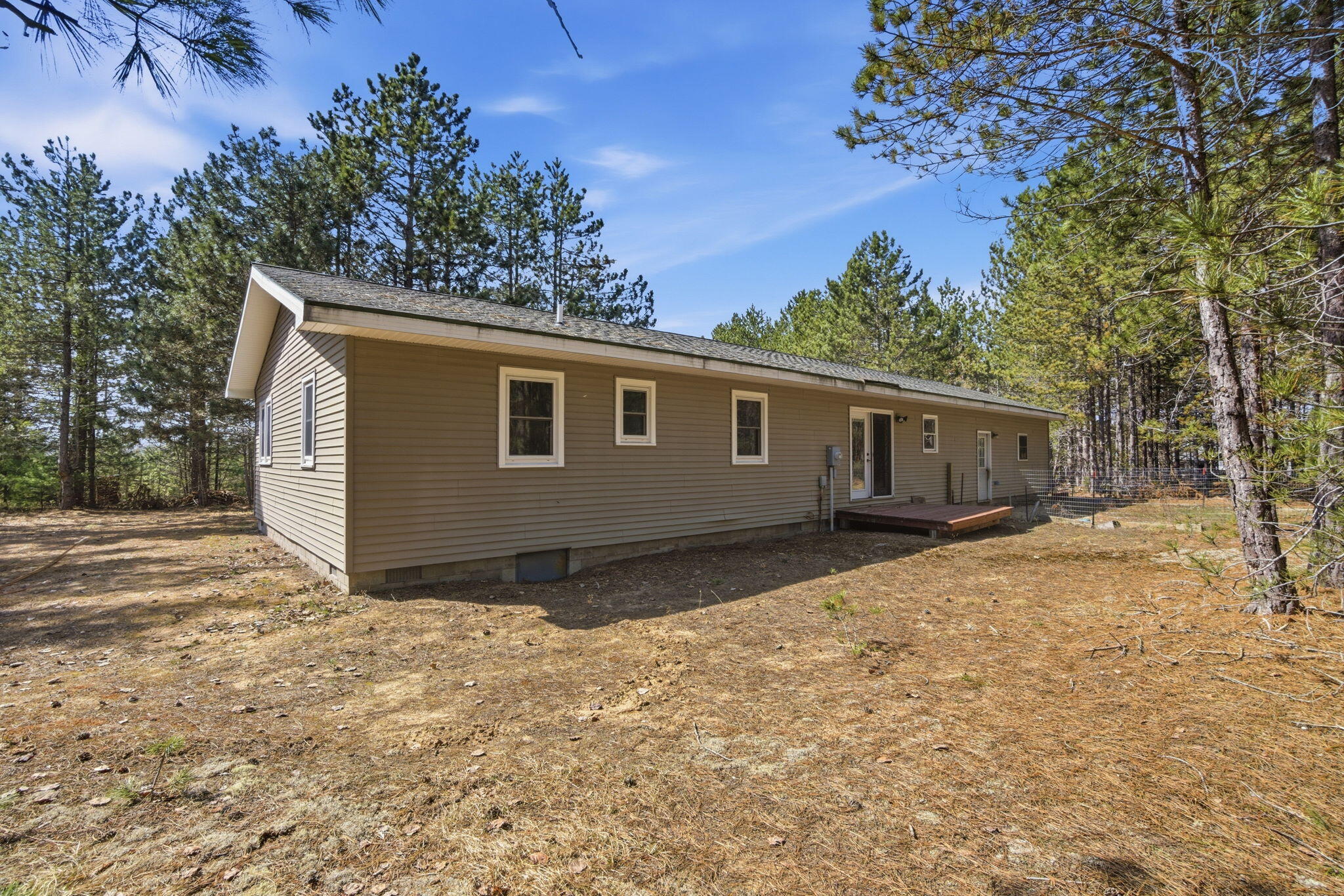 10262 North Black River Road Cheboygan, MI 49721 - Photo 3 of 41 Back View