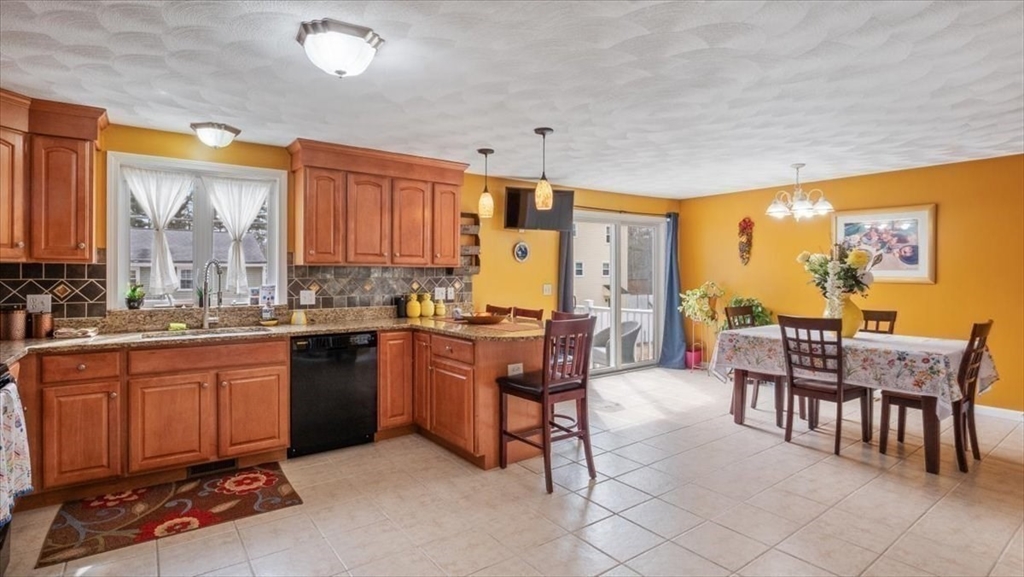 4 Doane Street Wilmington, MA 01887 - Photo 17 of 40