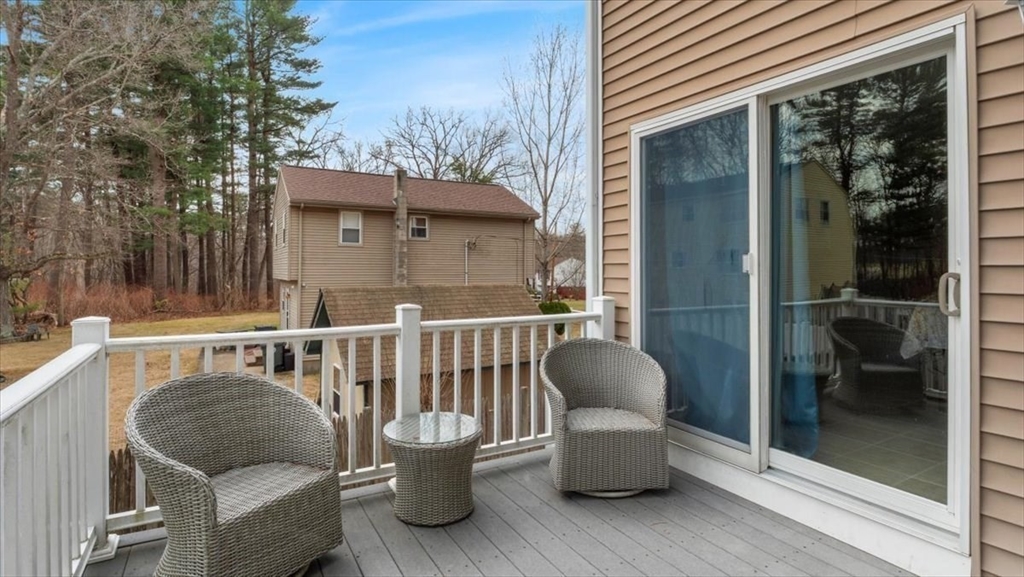 4 Doane Street Wilmington, MA 01887 - Photo 5 of 40