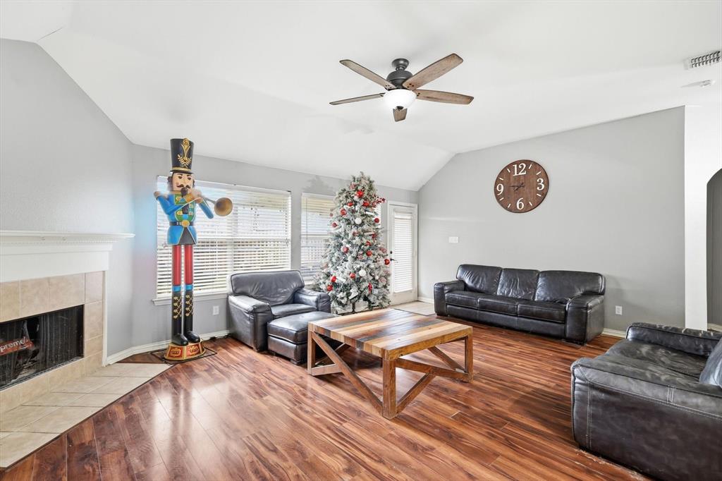 5403 Lavaca Road Grand Prairie, TX 75052 - Photo 17 of 40