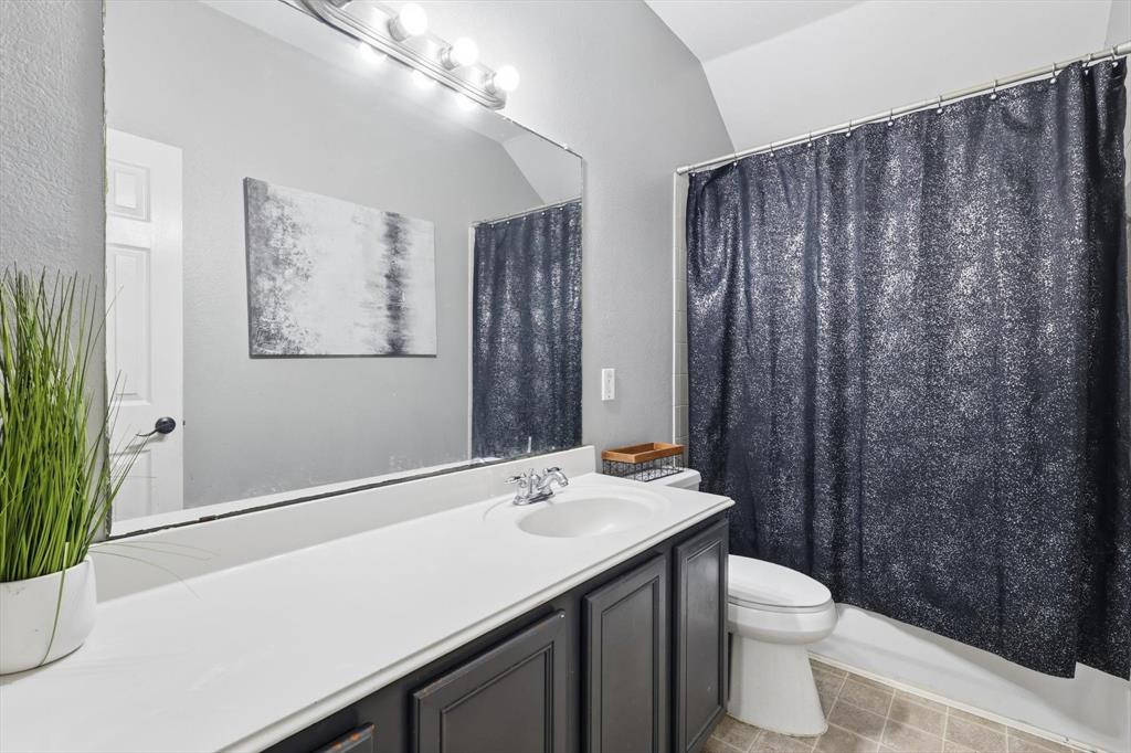 5403 Lavaca Road Grand Prairie, TX 75052 - Photo 28 of 40