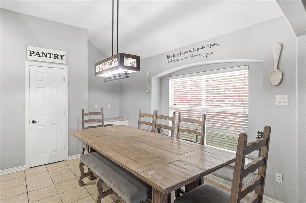 5403 Lavaca Road Grand Prairie, TX 75052 - Photo 4 of 40