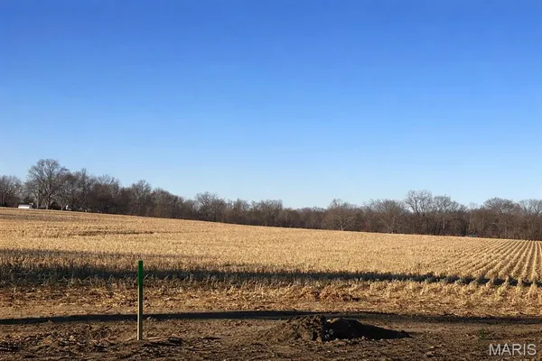 $144,000 | 402 North Powell Street, Troy, IL 62294