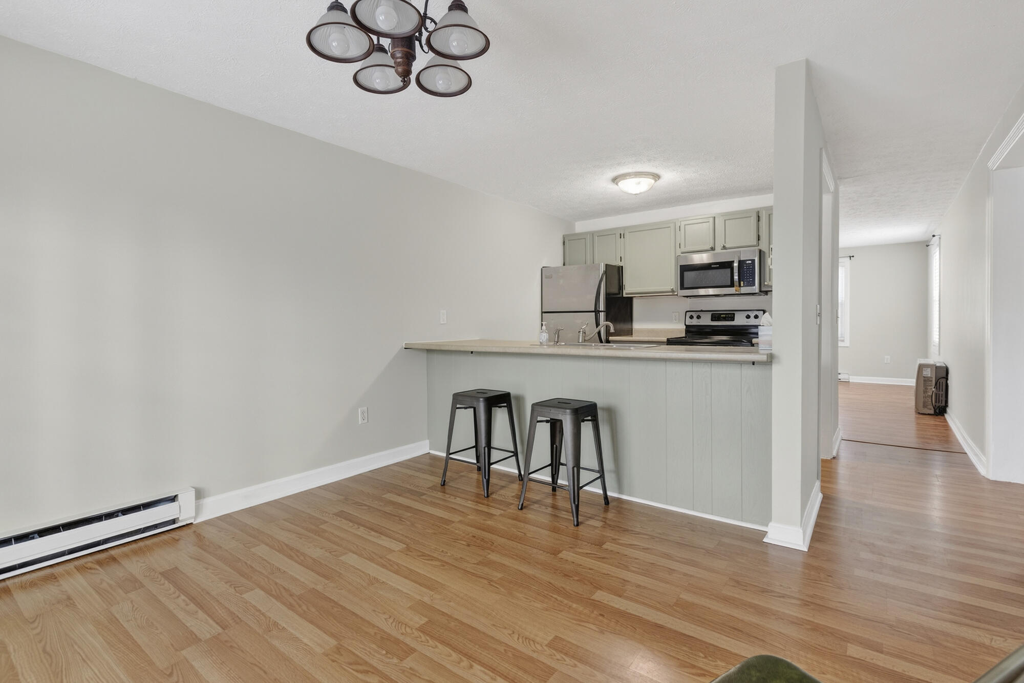 1 Dale Court, Unit 1 Portland, ME 04102 - Photo 6 of 41 1 Dale Court_05