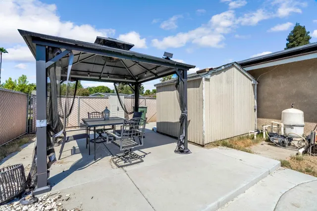 $526,999 | 6737 North Harrison Avenue, Fresno, CA 93711