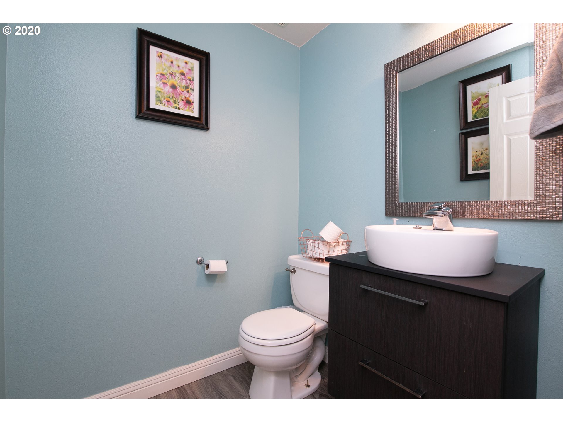 7646 Southwest Chase Lane Portland, OR 97223 - Photo 8 of 19 Gallery Image 8