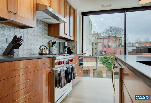 a view of entryway and hall