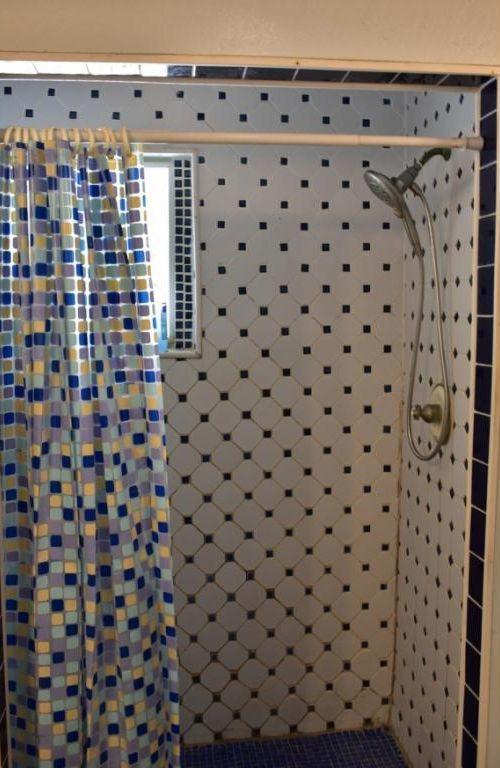 940 Starns Loop Road Okeechobee, FL 34974 - Photo 18 of 33 Tile Shower