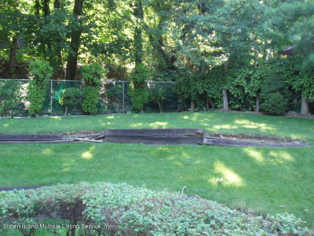 121 Forest Road Staten Island, NY 10304 - Photo 20 of 28 P1010286