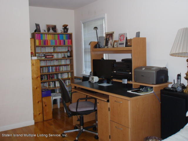 121 Forest Road Staten Island, NY 10304 - Photo 26 of 28 P1010296