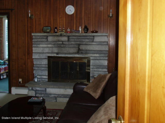 121 Forest Road Staten Island, NY 10304 - Photo 5 of 28 P1010293