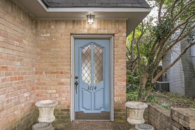 $510,000 | 3712-3714 Colony Park Drive, Tyler, TX 75701