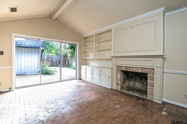 $510,000 | 3712-3714 Colony Park Drive, Tyler, TX 75701