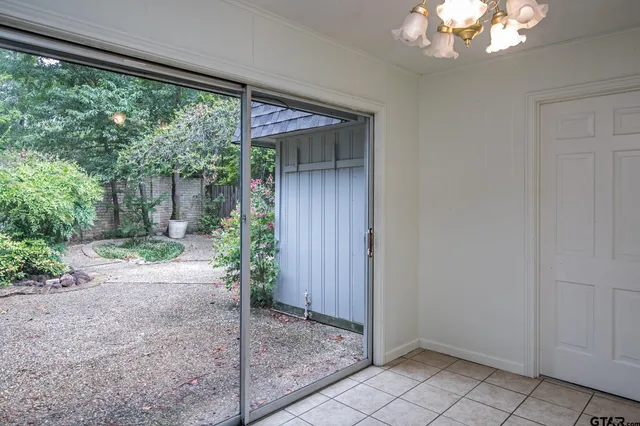 $510,000 | 3712-3714 Colony Park Drive, Tyler, TX 75701