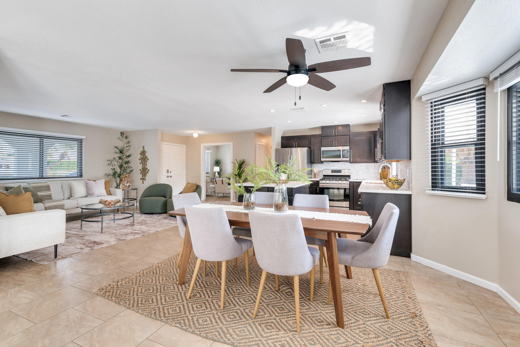 2003 North Sandra Road Palm Springs, CA 92262 - Photo 10 of 25 a view of a dining room with furniture
