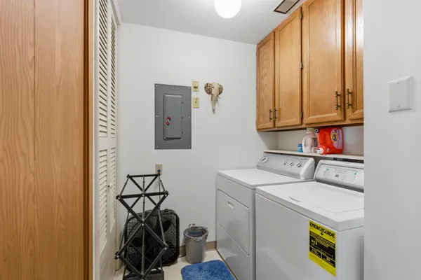 $189,900 | 2336 Wisconsin Street, Oshkosh, WI 54901