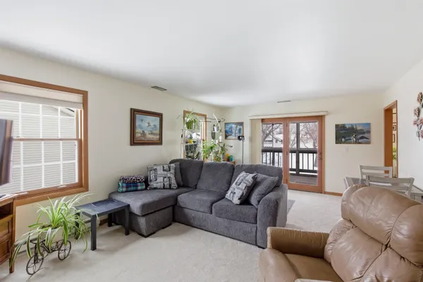 $189,900 | 2336 Wisconsin Street, Oshkosh, WI 54901