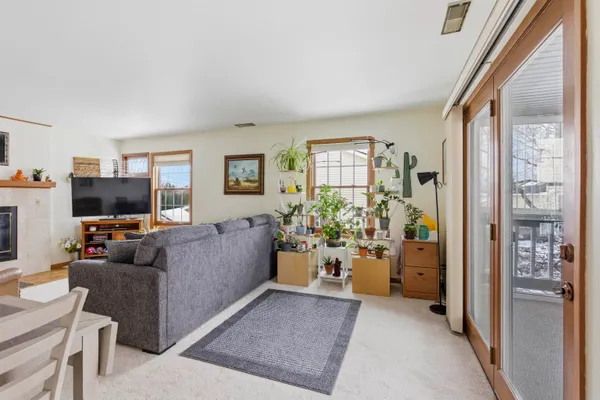 $189,900 | 2336 Wisconsin Street, Oshkosh, WI 54901