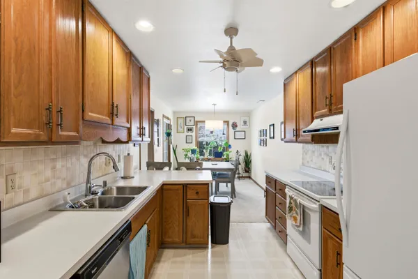 $189,900 | 2336 Wisconsin Street, Oshkosh, WI 54901