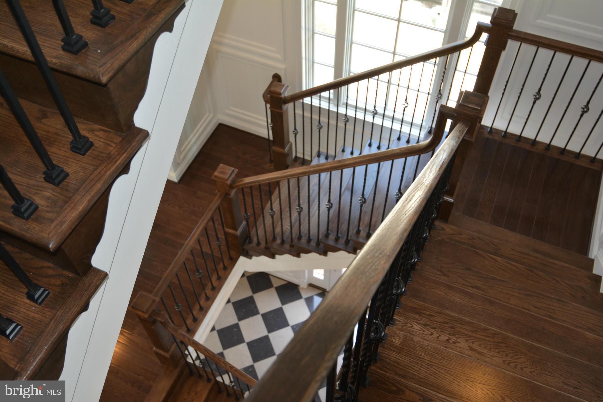 1413 Ridgeview Way Washington, DC 20007 - Photo 13 of 19 Interior (General)