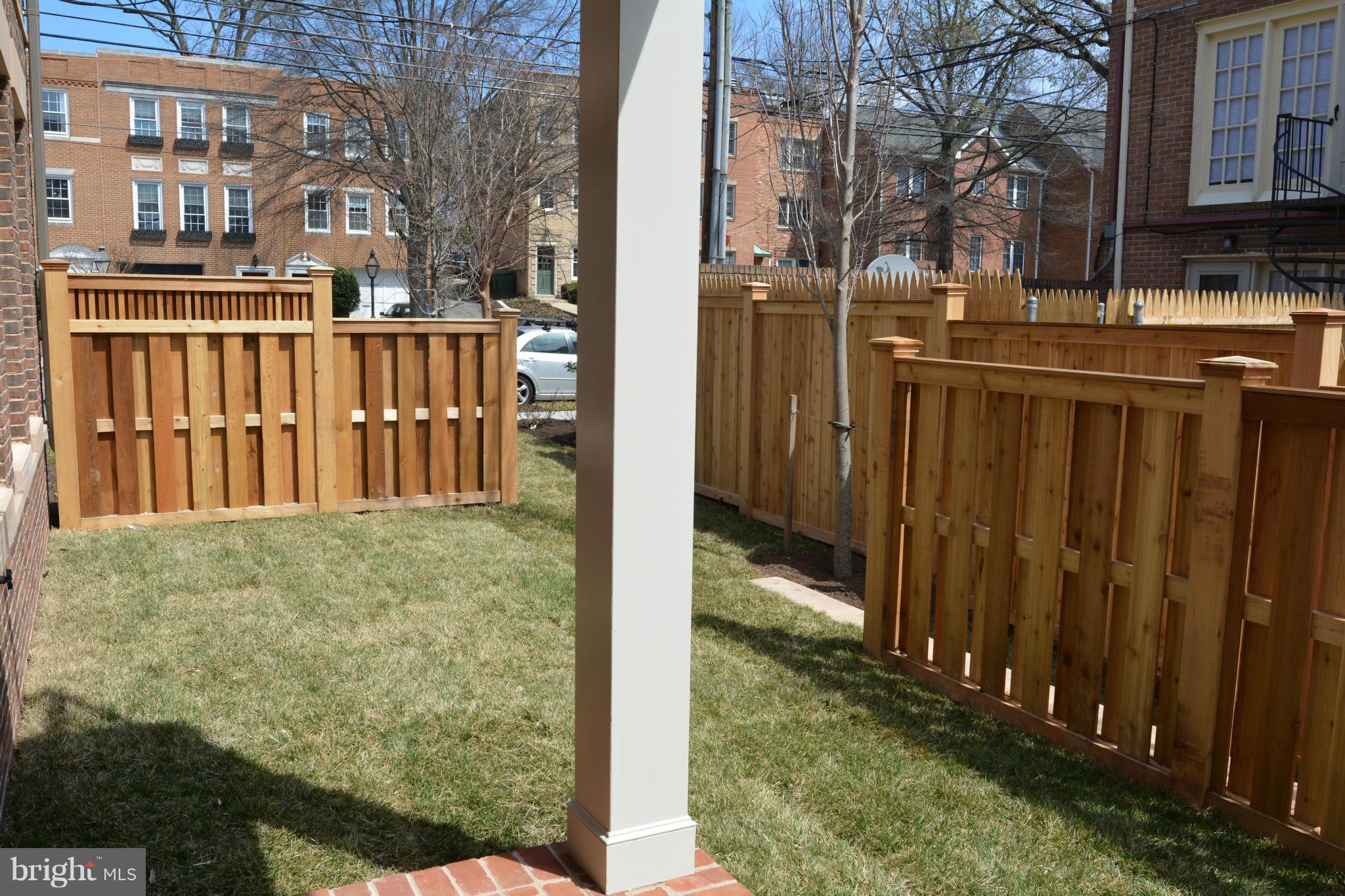 1413 Ridgeview Way Washington, DC 20007 - Photo 7 of 19 Exterior (Rear)