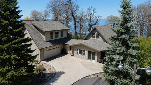$849,000 | 39409 Clearmont Road, Battle Lake, MN 56515