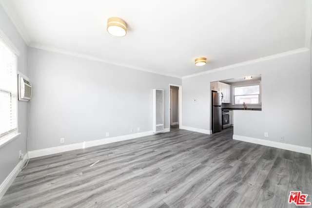 $1,550,000 | 5444 Colfax Avenue, Valley Village, CA 91601