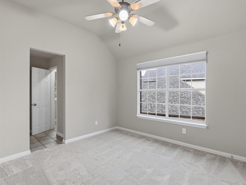 8330 Thatcher Road Lantana, TX 76226 - Photo 20 of 33