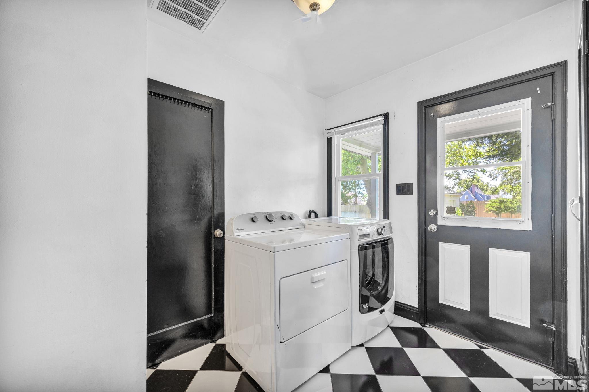 438 Thoma Street Reno, NV 89502 - Photo 14 of 40 Photo 14