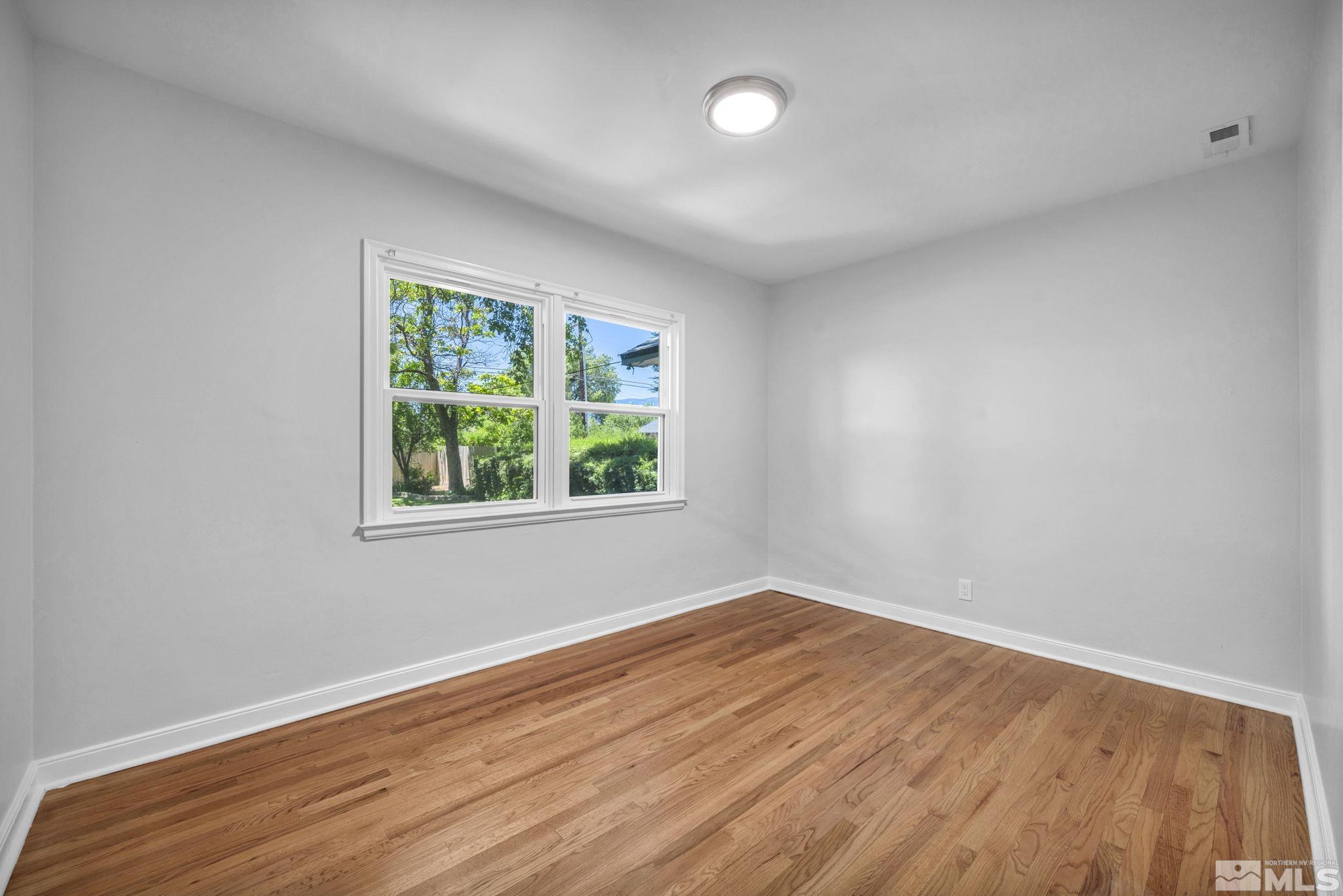 438 Thoma Street Reno, NV 89502 - Photo 15 of 40 Photo 15