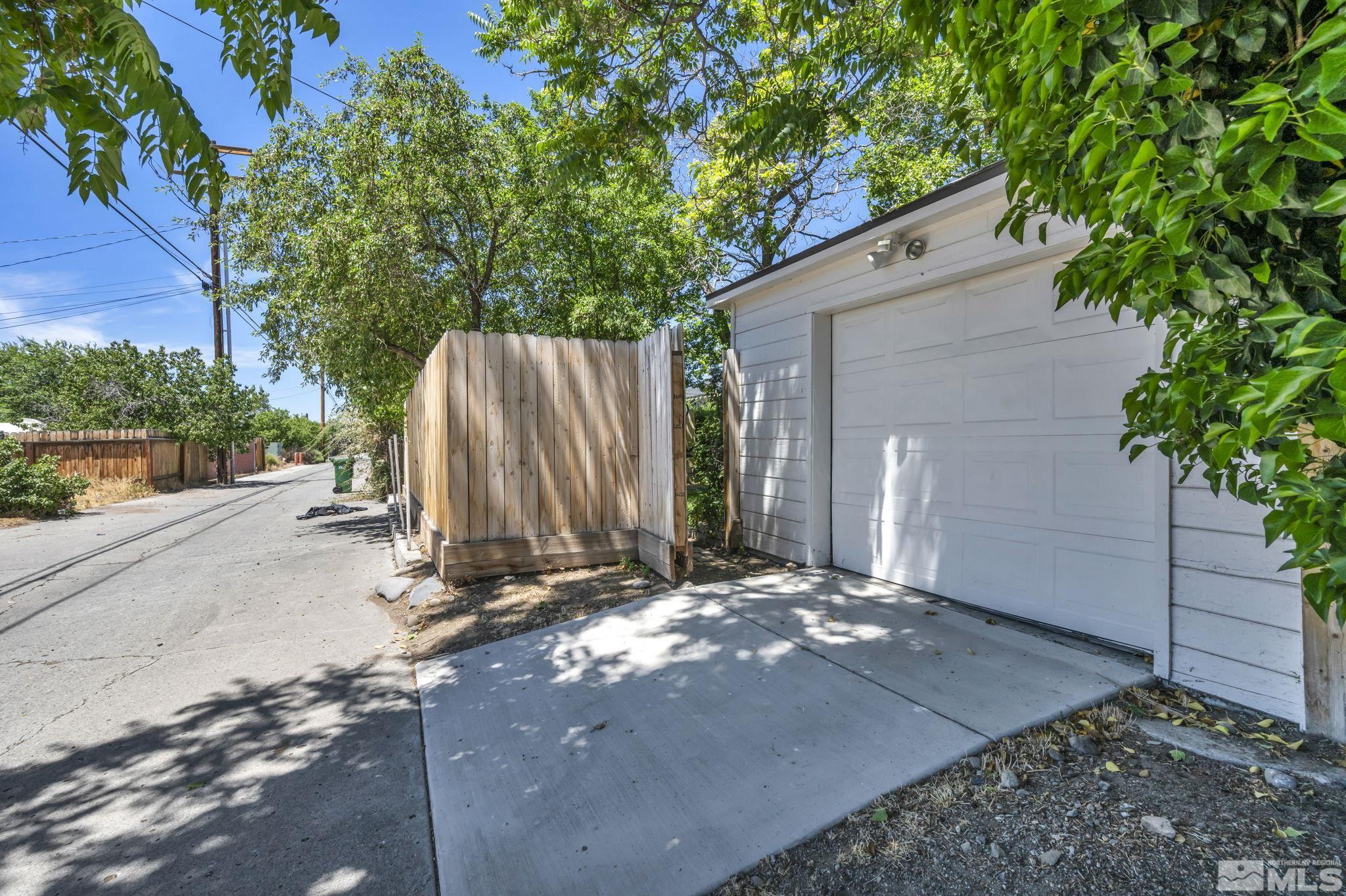 438 Thoma Street Reno, NV 89502 - Photo 37 of 40 Photo 37