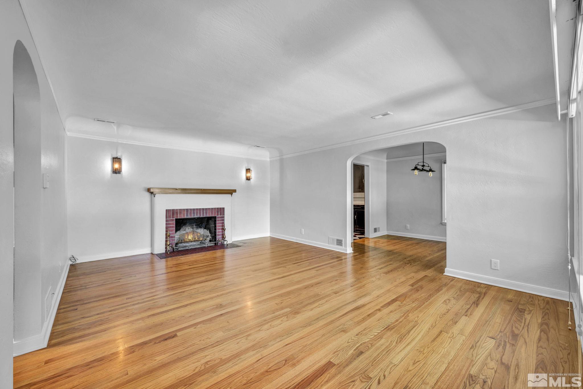 438 Thoma Street Reno, NV 89502 - Photo 6 of 40 Photo 6