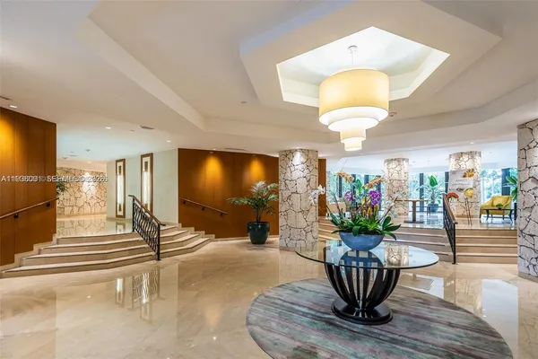$7,750 | 1121 Crandon Boulevard, Unit F1107, Key Biscayne, FL 33149
