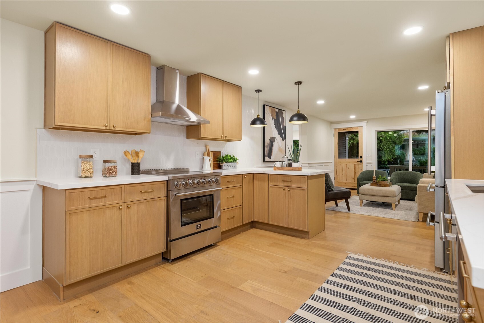 715 27th Avenue Seattle, WA 98122 - Photo 12 of 32