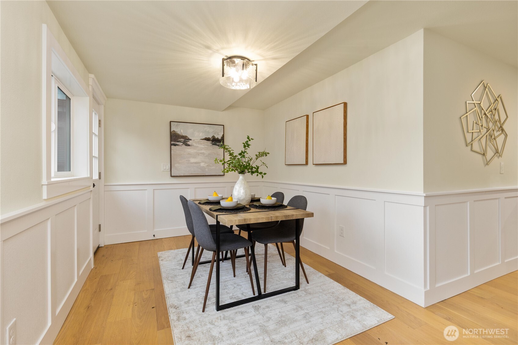 715 27th Avenue Seattle, WA 98122 - Photo 13 of 32