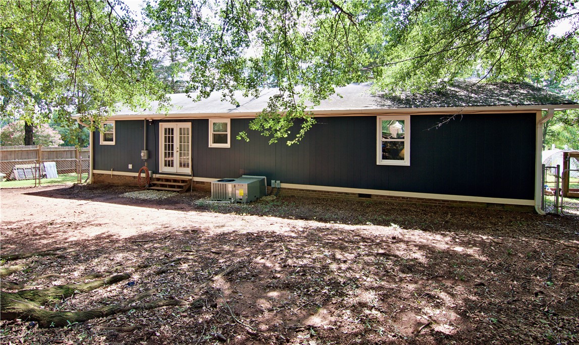 906 North Major Road Belton, SC 29627 - Photo 26 of 34