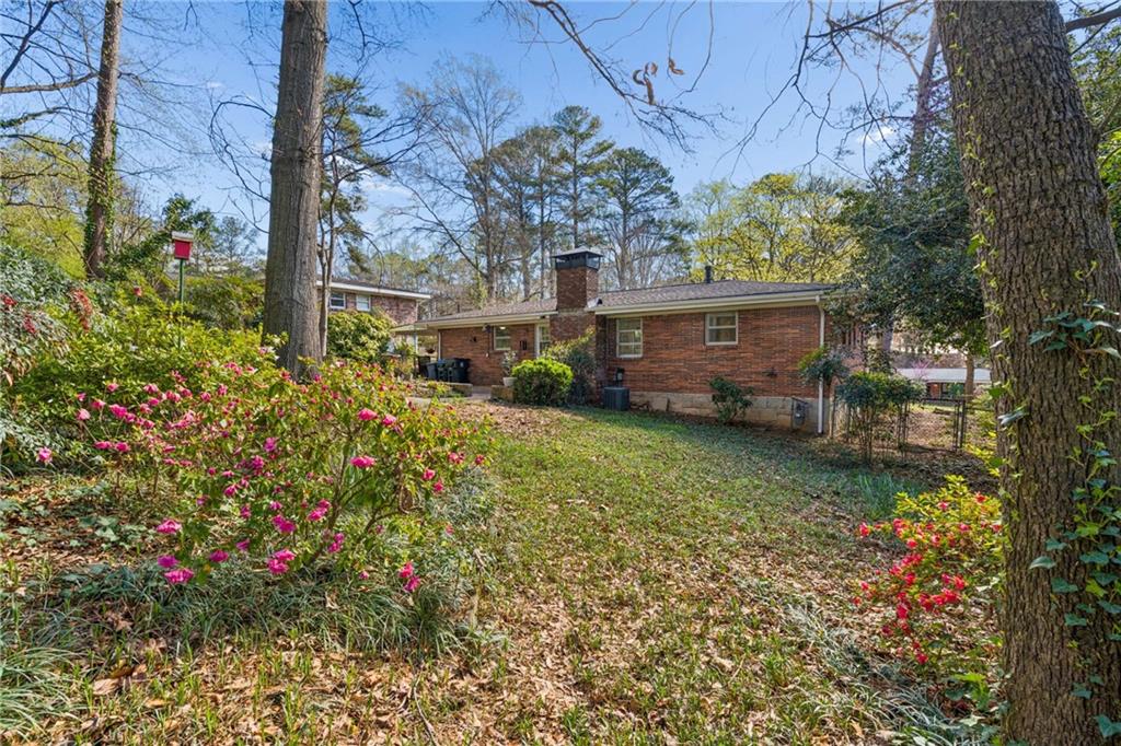 2478 Woodacres Road Northeast Atlanta, GA 30345 - Photo 27 of 31