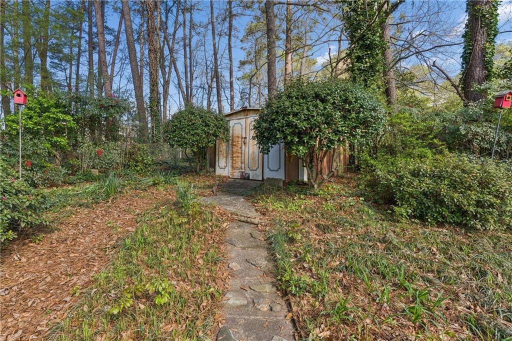2478 Woodacres Road Northeast Atlanta, GA 30345 - Photo 28 of 31