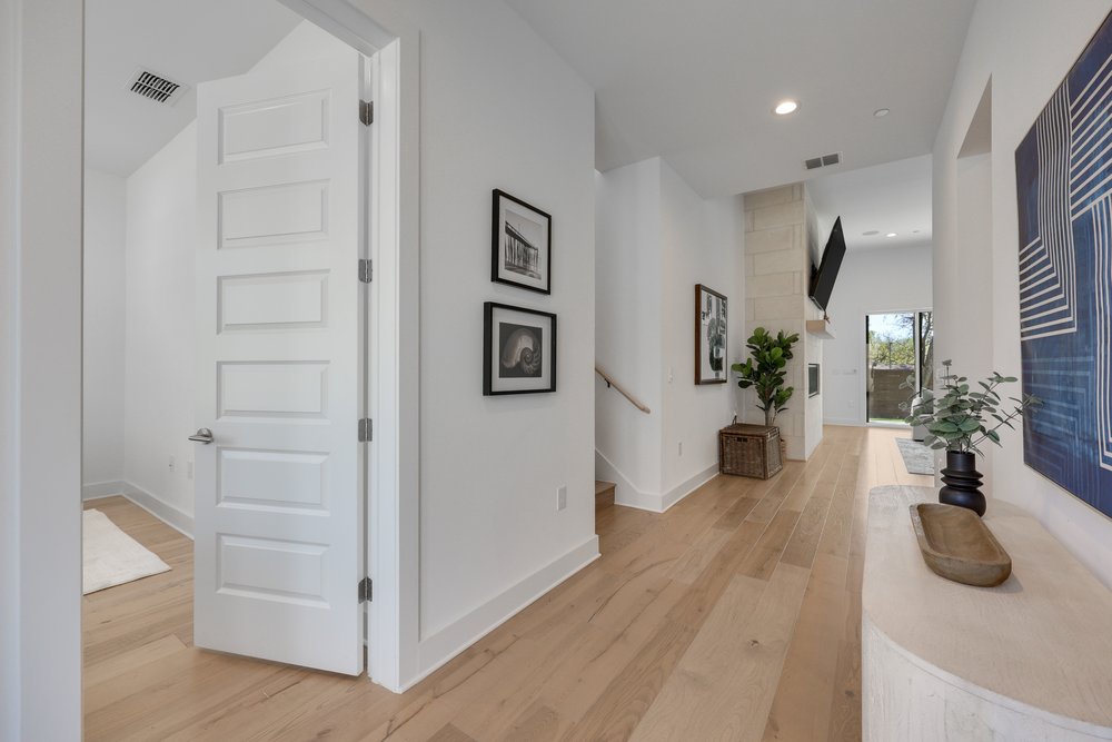 4011 Independent Way Austin, TX 78731 - Photo 4 of 34