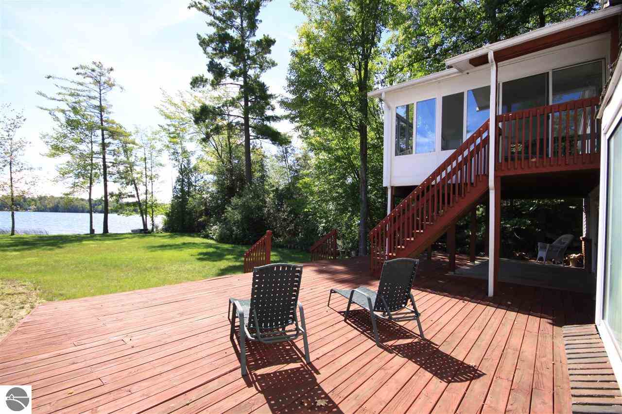 10335 Wildwood Road Interlochen, MI 49643 - Photo 34 of 47 1790225-33.JPG