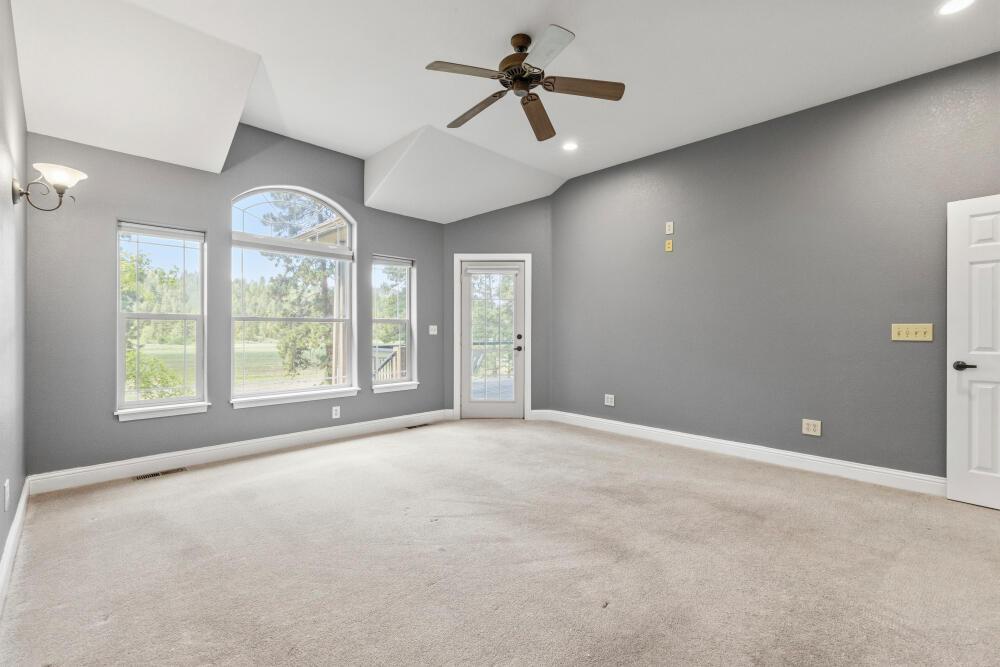 11756 Merganser Road Klamath Falls, OR 97601 - Photo 35 of 73 Views from the Bedroom