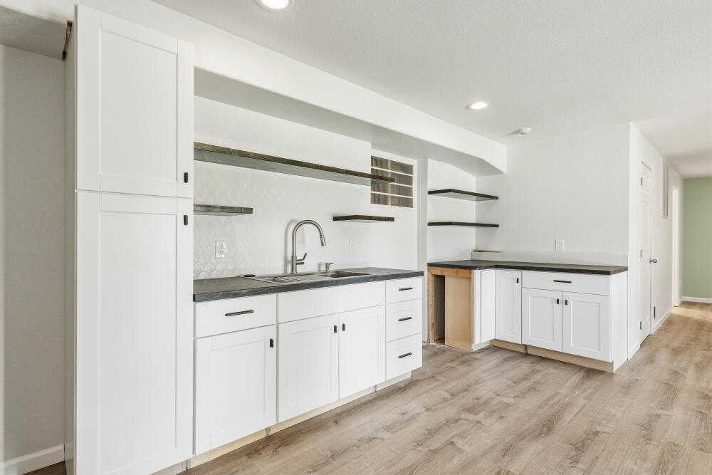 11756 Merganser Road Klamath Falls, OR 97601 - Photo 51 of 73 Stainless sink, refrigerator niche
