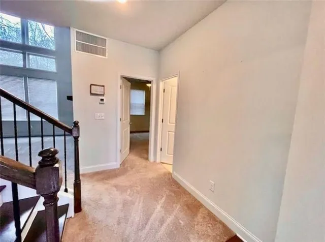 a view of an entryway with workspace