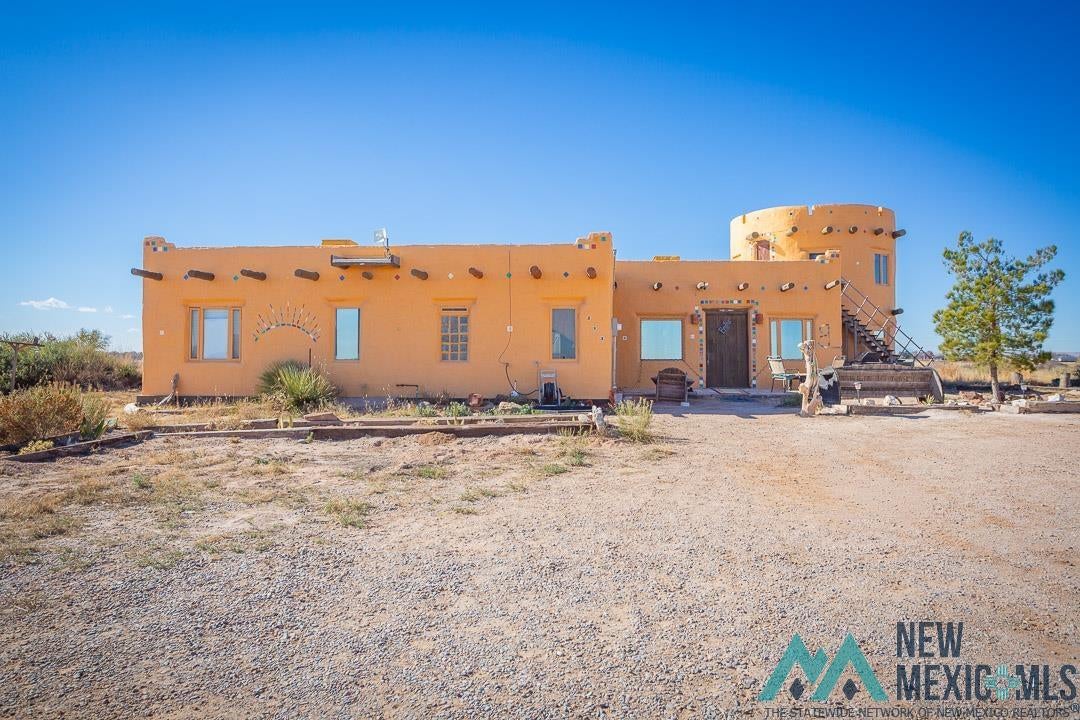 353 North Red Bridge Road Roswell, NM 88201 - Photo 6 of 70 Gallery Image 6