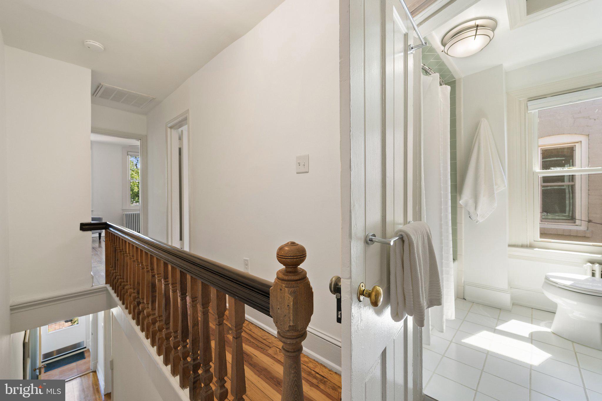 1415 E Street Southeast Washington, DC 20003 - Photo 18 of 32 Upper hall w/ bath