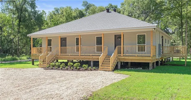 $1,400 | 41310 Brown Road, Unit B, Ponchatoula, LA 70454